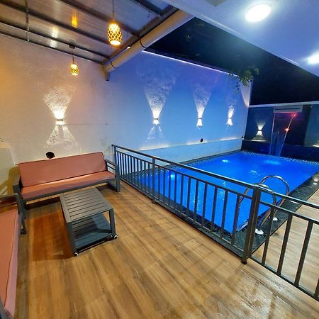 Divine Bliss Villa Lonavala Kültér fotó
