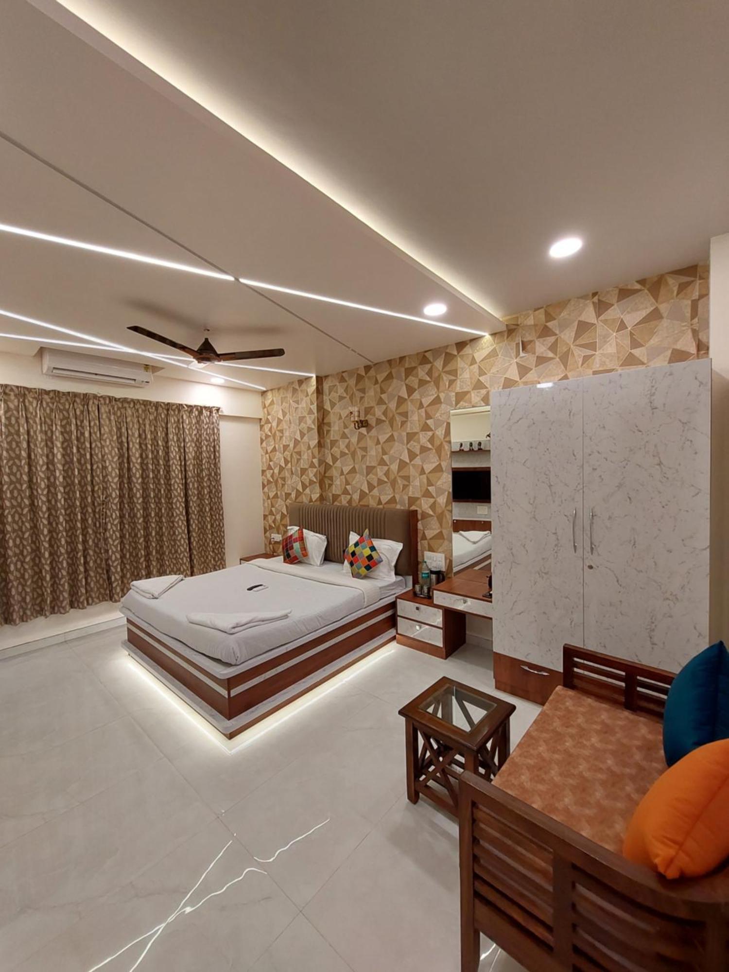 Divine Bliss Villa Lonavala Kültér fotó