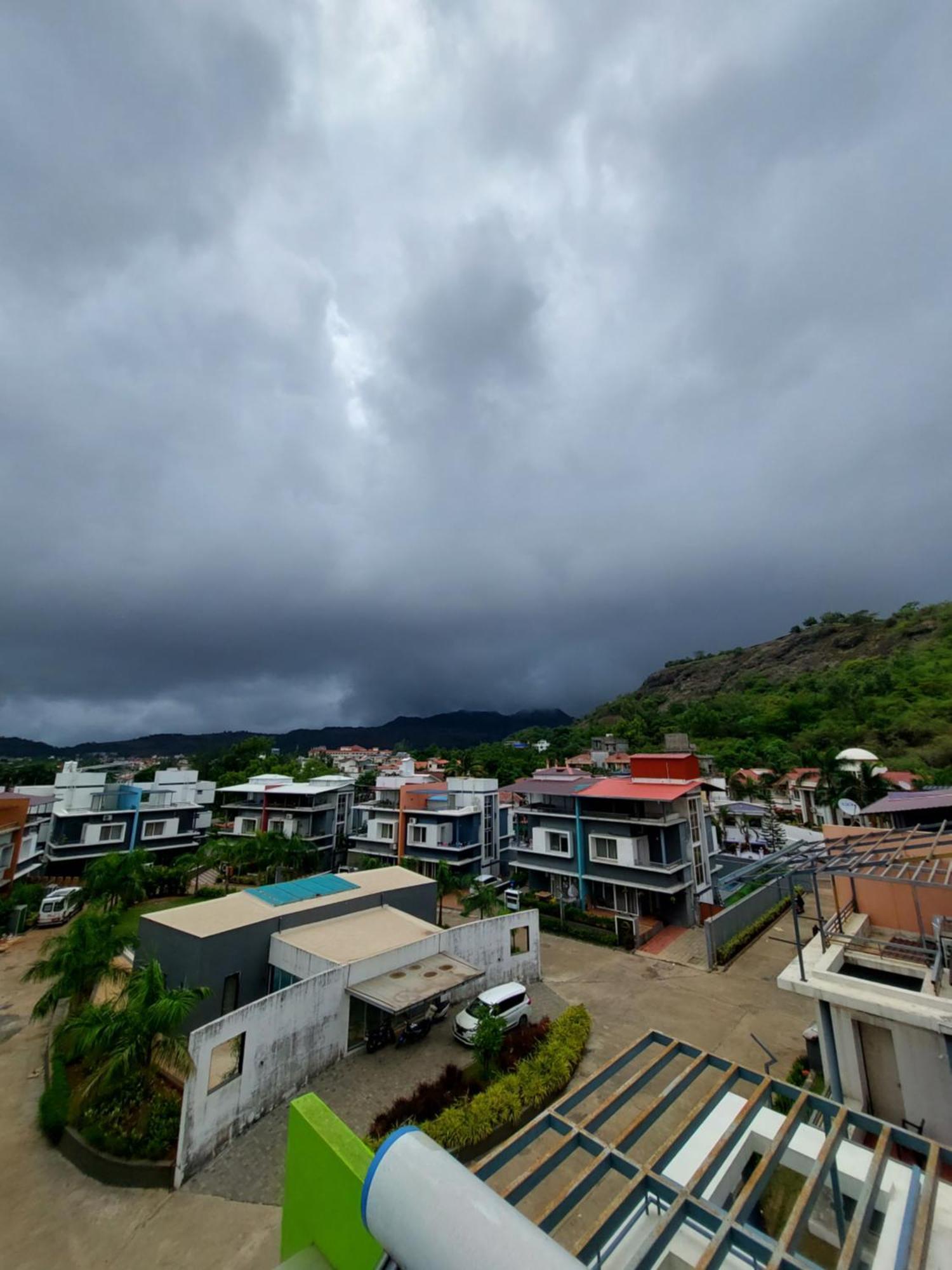Divine Bliss Villa Lonavala Kültér fotó