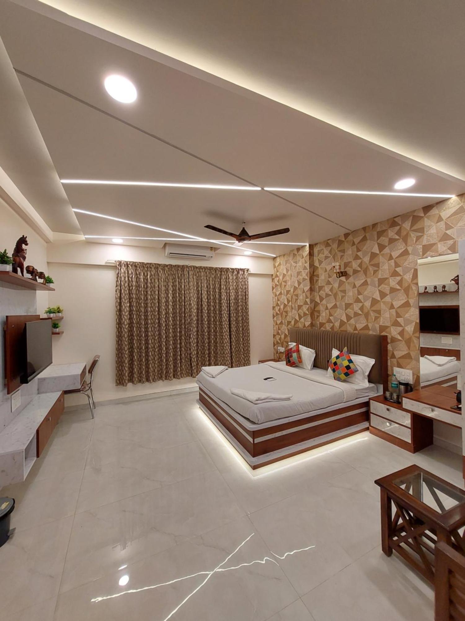 Divine Bliss Villa Lonavala Kültér fotó